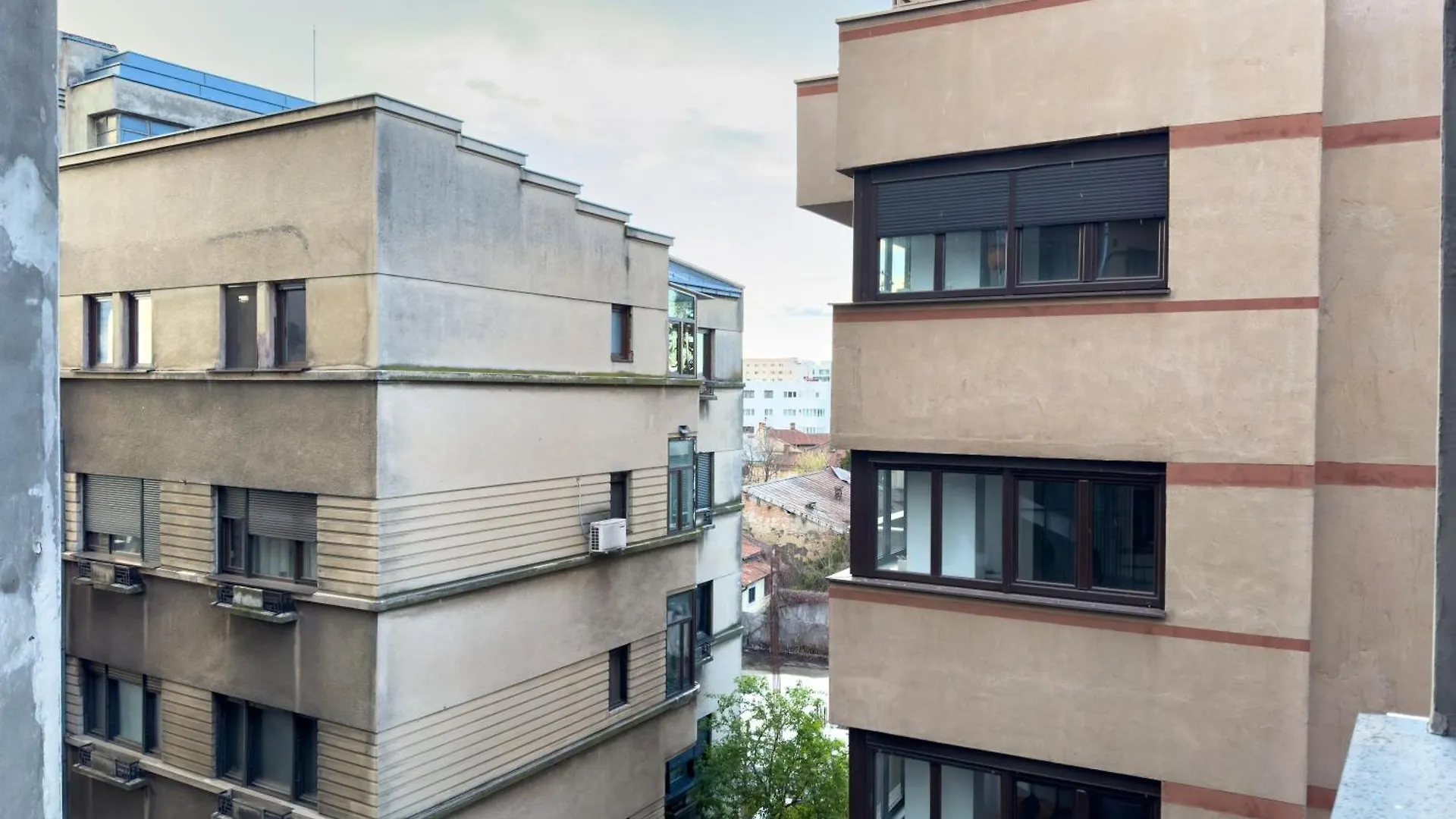 Central Retreat Apartments Bucharest 0*,  Romania